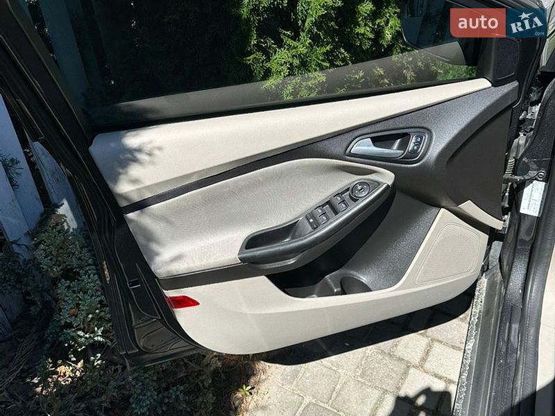 Седан Ford Focus 2015 в Києві