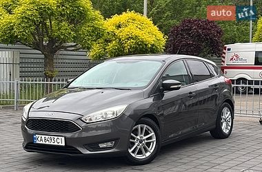 Хэтчбек Ford Focus 2015 в Днепре