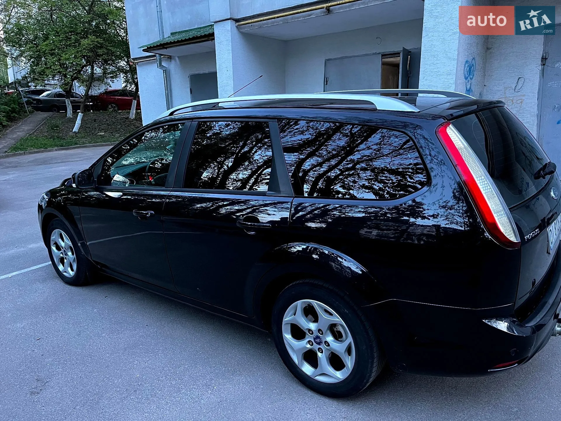 2010 Ford Focus - мініатюра 9