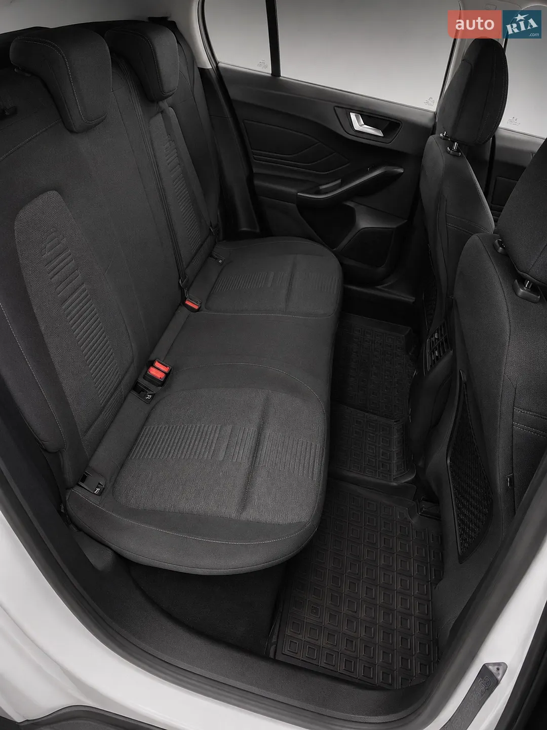 2019 Ford Focus - мініатюра 13