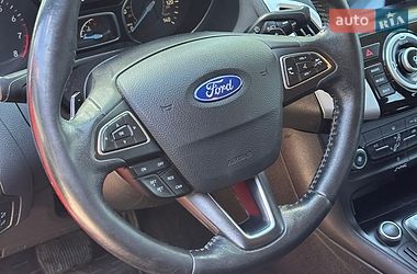 Седан Ford Focus 2015 в Смеле