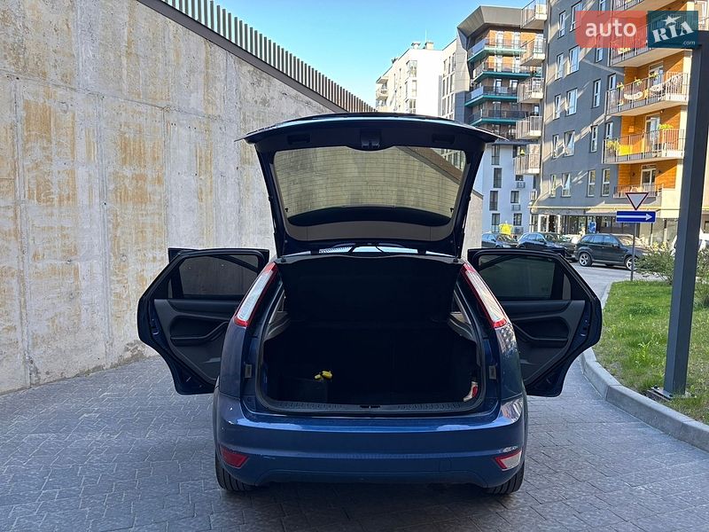Хетчбек Ford Focus 2009 в Львові фото 3 Хетчбек Ford Focus 2009 в Львові