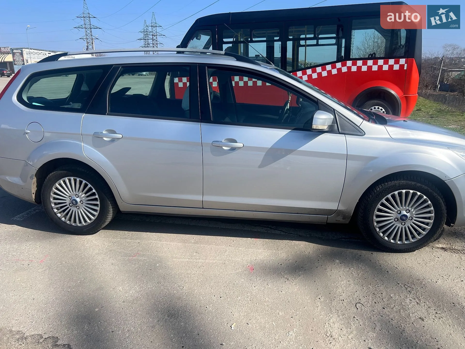 2010 Ford Focus - мініатюра 4