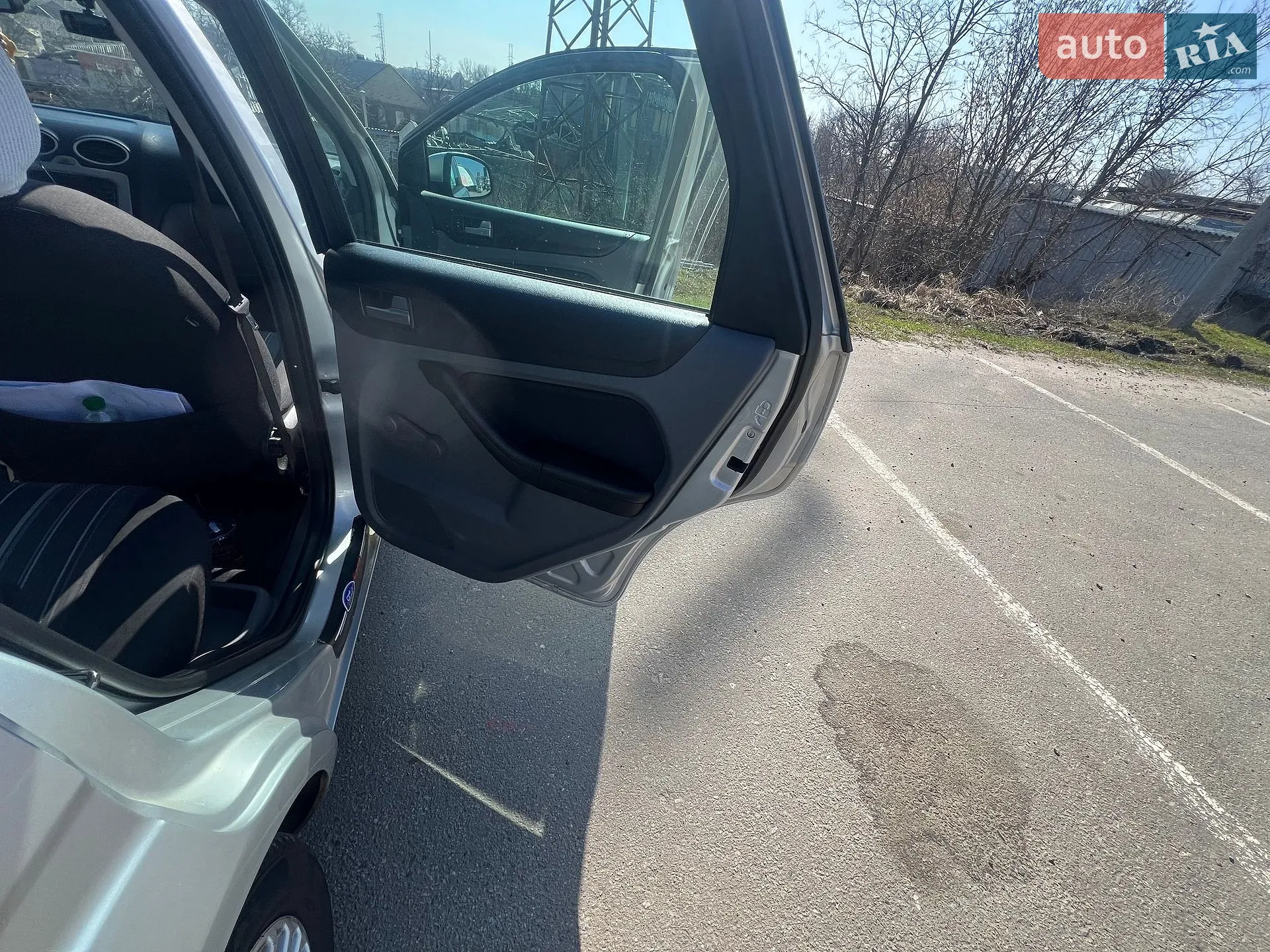 2010 Ford Focus - мініатюра 14