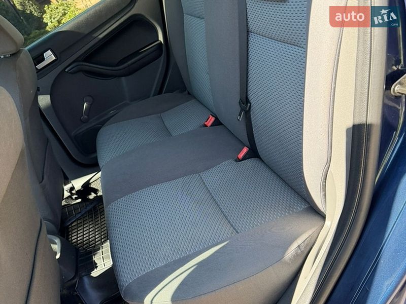 Универсал Ford Focus 2006 в Косове фото 19 Универсал Ford Focus 2006 в Косове