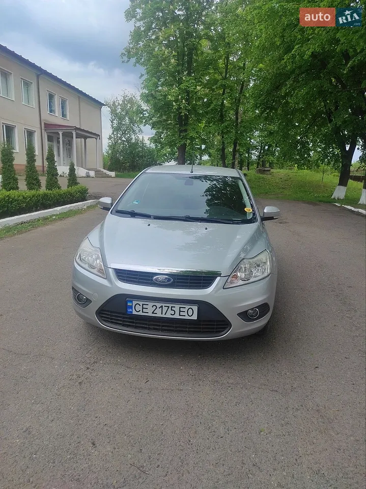 2010 Ford Focus - мініатюра 4