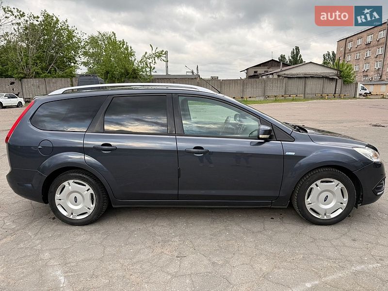 Универсал Ford Focus 2010 в Киеве