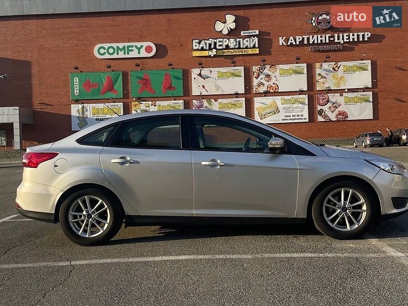 Седан Ford Focus 2016 в Броварах