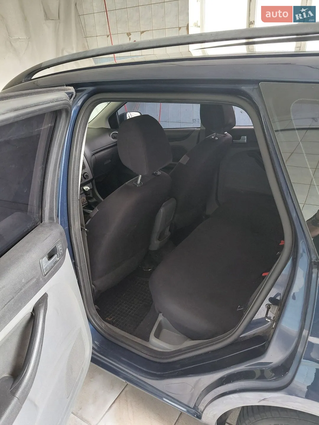 2010 Ford Focus - мініатюра 6