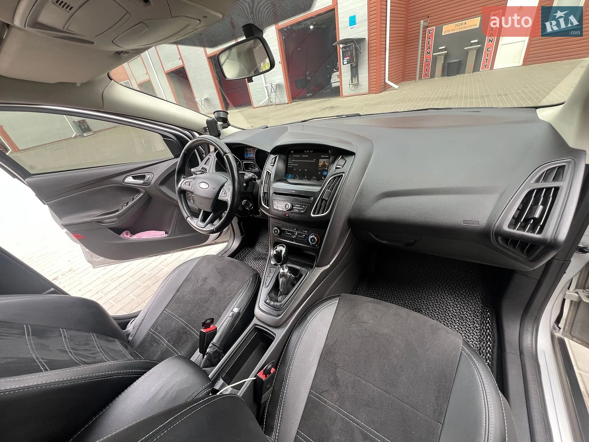 2016 Ford Focus - мініатюра 20