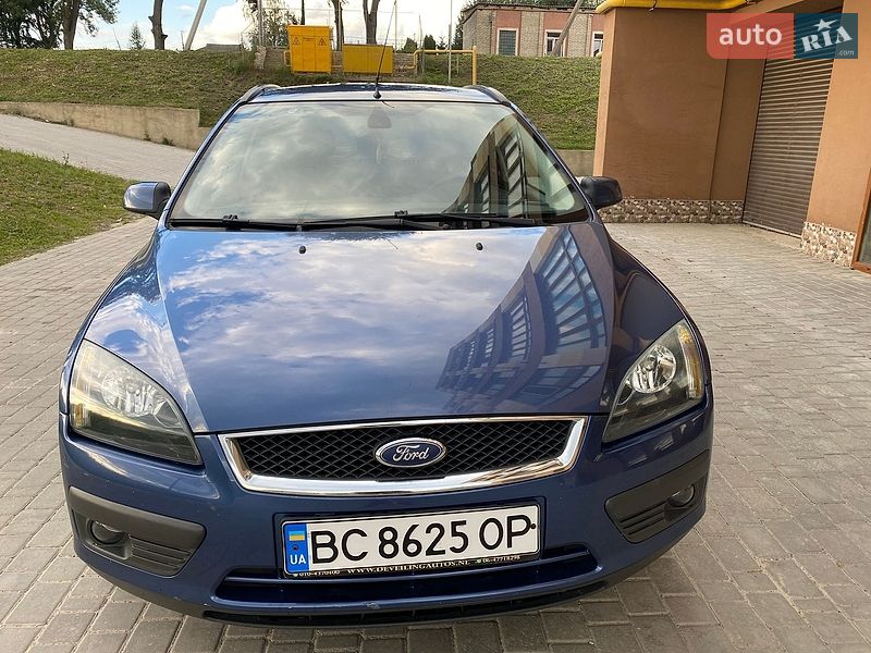 Універсал Ford Focus 2005 в Золочеві