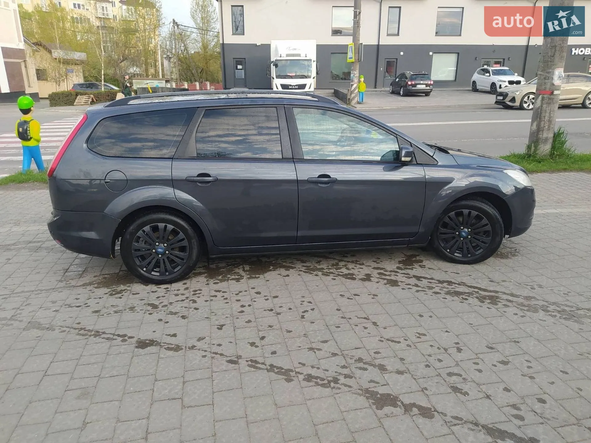 2010 Ford Focus - мініатюра 6