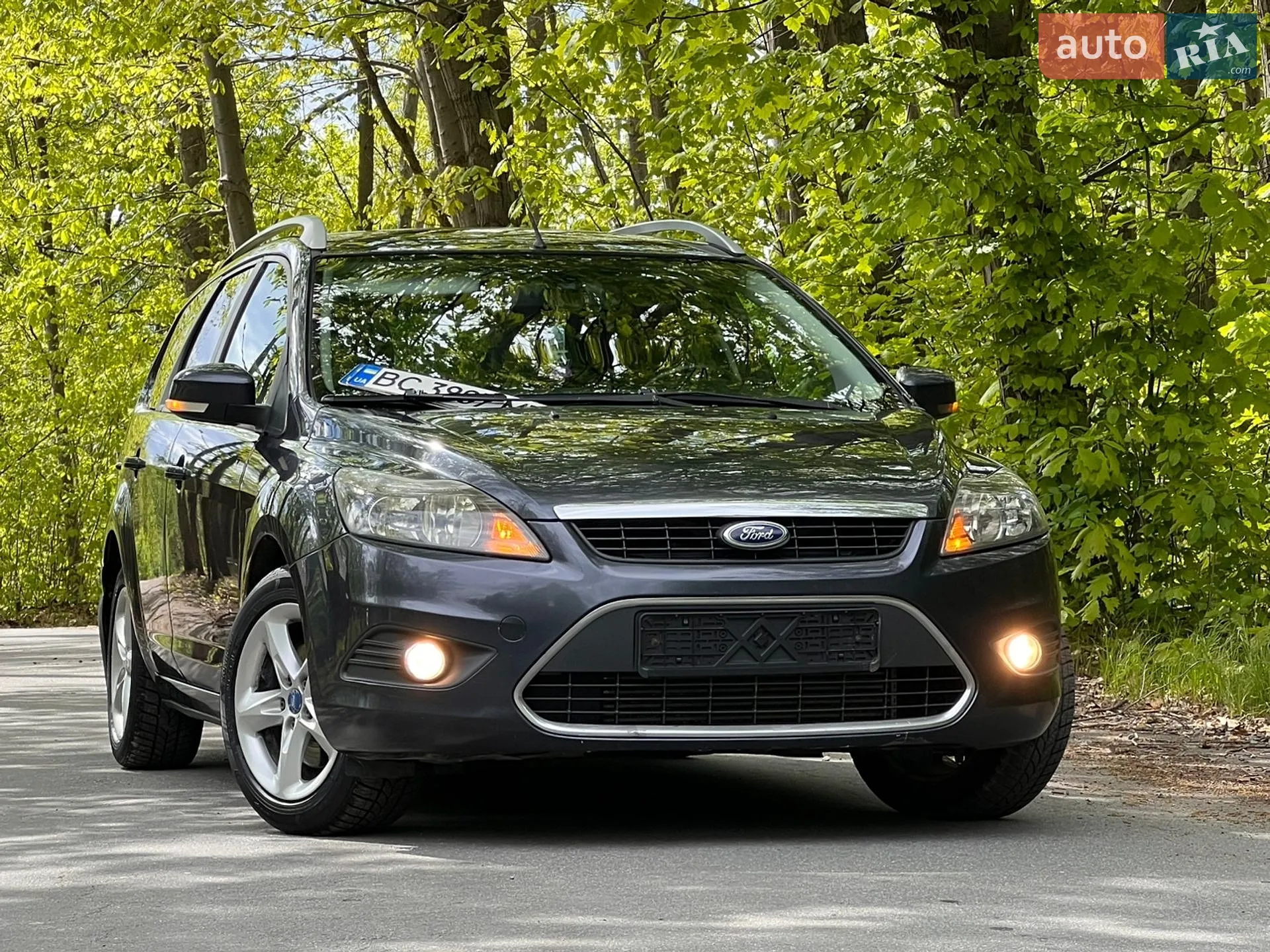 2010 Ford Focus - мініатюра 14
