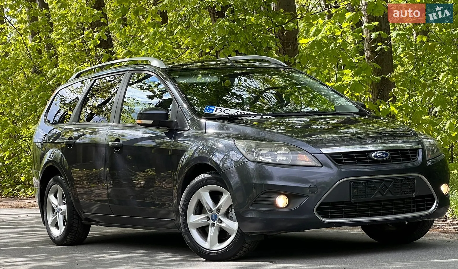 2010 Ford Focus - мініатюра 18