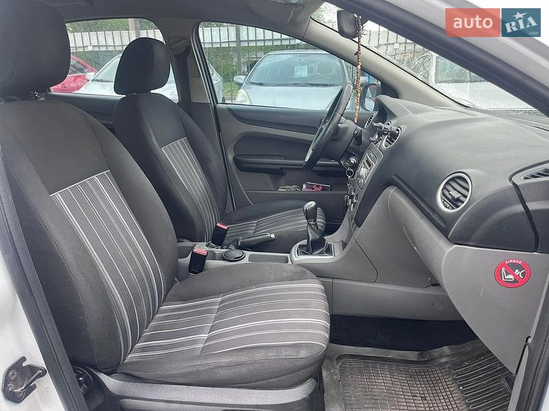 Хэтчбек Ford Focus 2009 в Николаеве