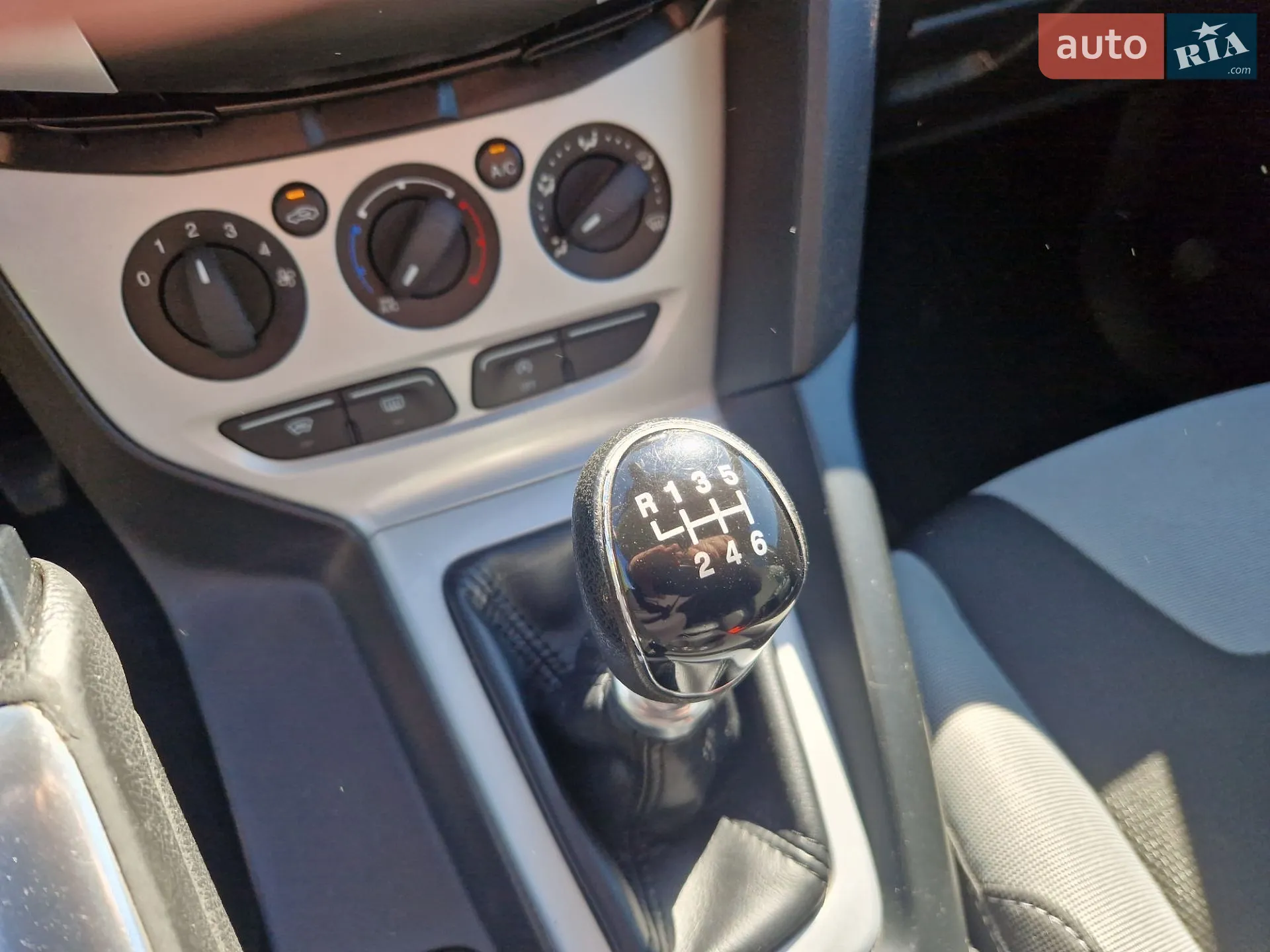 2012 Ford Focus - мініатюра 22