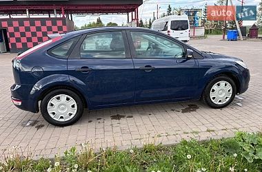 Хэтчбек Ford Focus 2010 в Ивано-Франковске