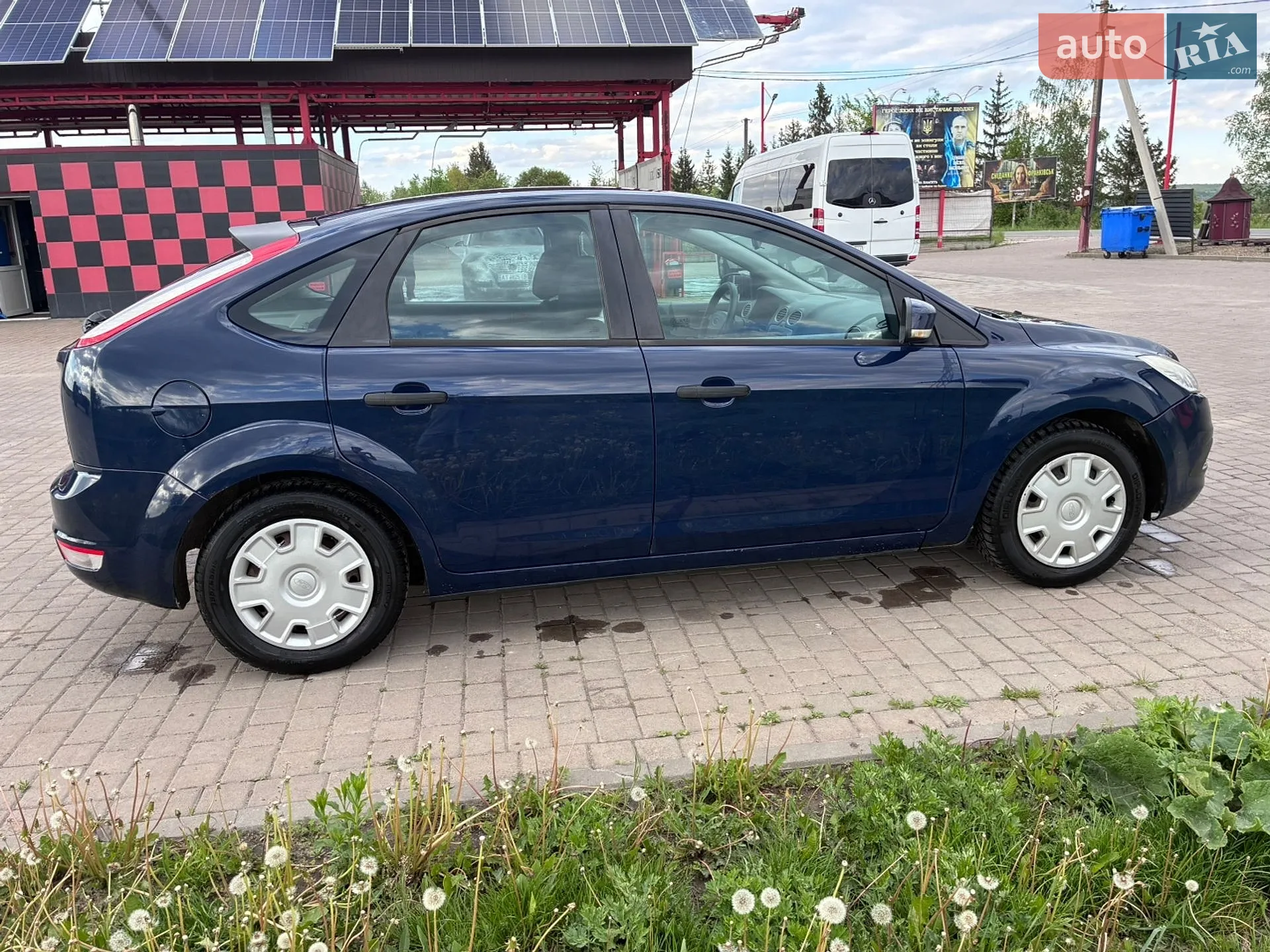 2010 Ford Focus - мініатюра 8