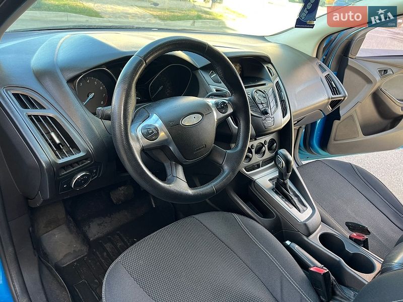 Хэтчбек Ford Focus 2011 в Чернигове