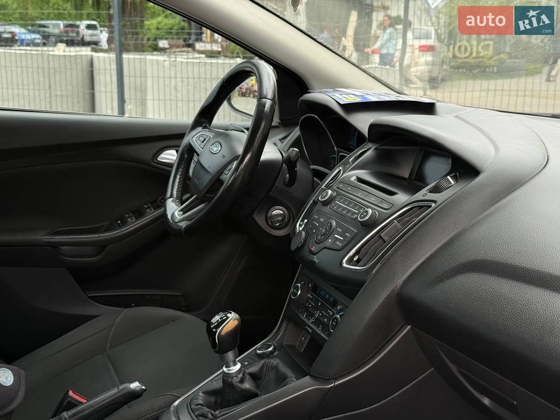 2015 Ford Focus - мініатюра 16