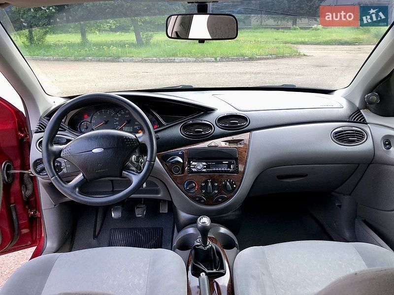 Седан Ford Focus 1999 в Харькове