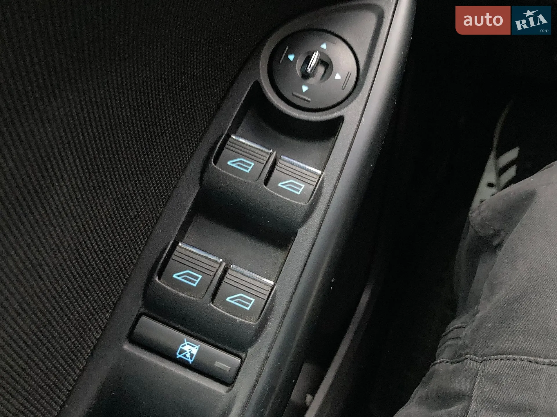 2013 Ford Focus - мініатюра 29