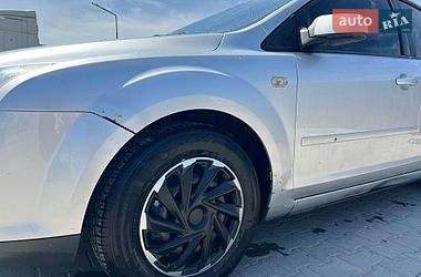 Седан Ford Focus 2005 в Теофіполі