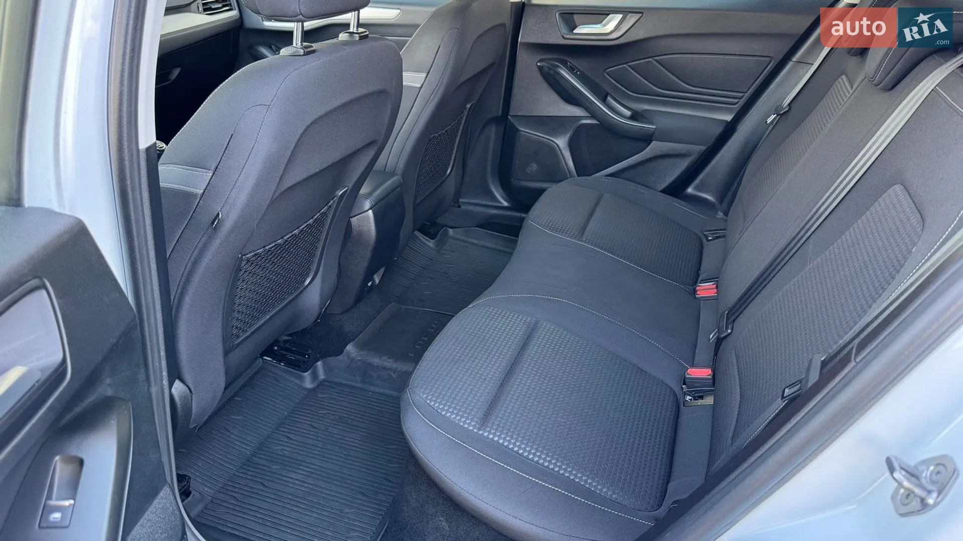 2020 Ford Focus - мініатюра 11