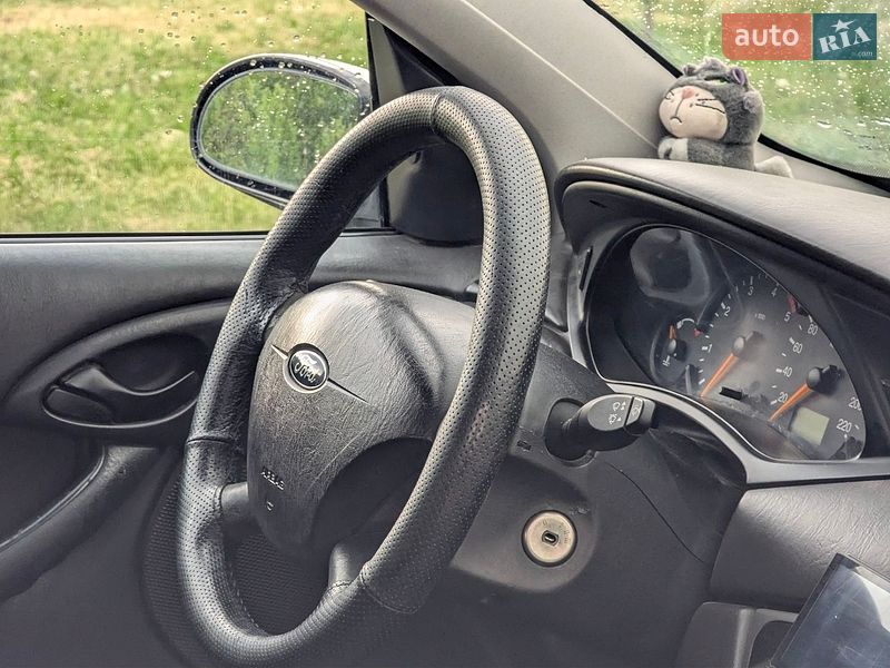 Хетчбек Ford Focus 2004 в Івано-Франківську фото 12 Хетчбек Ford Focus 2004 в Івано-Франківську