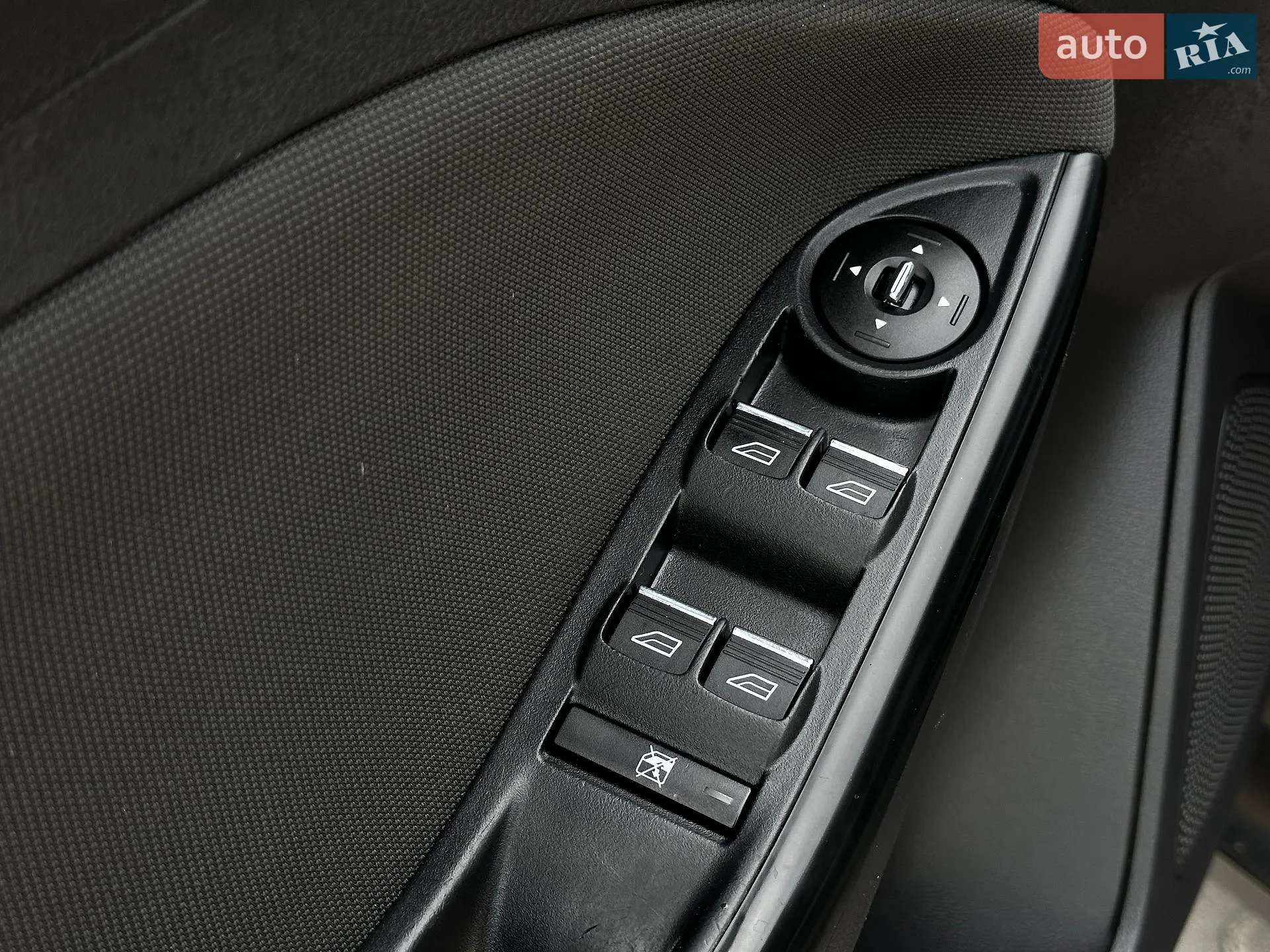2011 Ford Focus - мініатюра 19