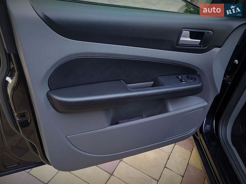 Универсал Ford Focus 2008 в Кременчуге фото 163 Универсал Ford Focus 2008 в Кременчуге