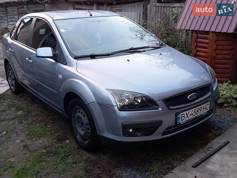Седан Ford Focus 2007 в Полонном