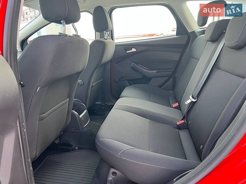 Универсал Ford Focus 2016 в Киеве фото 12 Универсал Ford Focus 2016 в Киеве