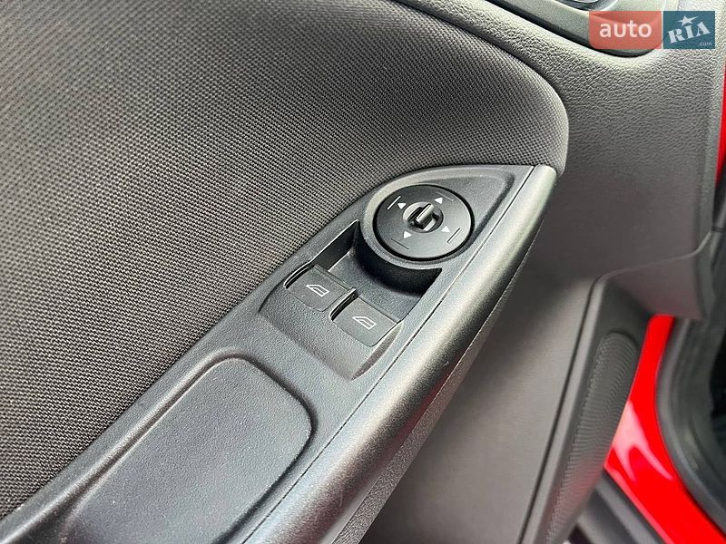 Универсал Ford Focus 2016 в Киеве фото 16 Универсал Ford Focus 2016 в Киеве