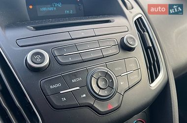 Универсал Ford Focus 2016 в Киеве фото 24 Универсал Ford Focus 2016 в Киеве