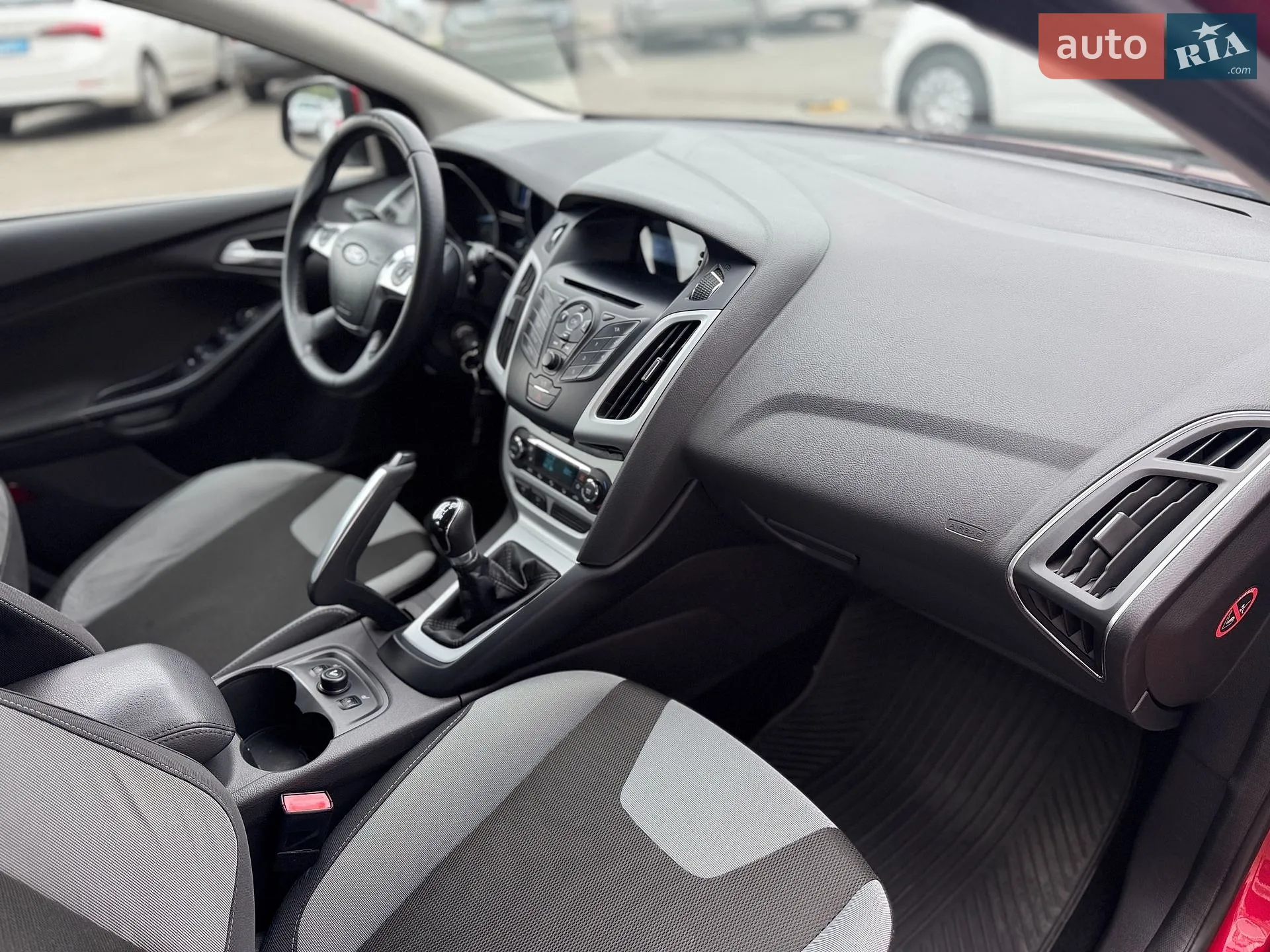 2011 Ford Focus - мініатюра 19