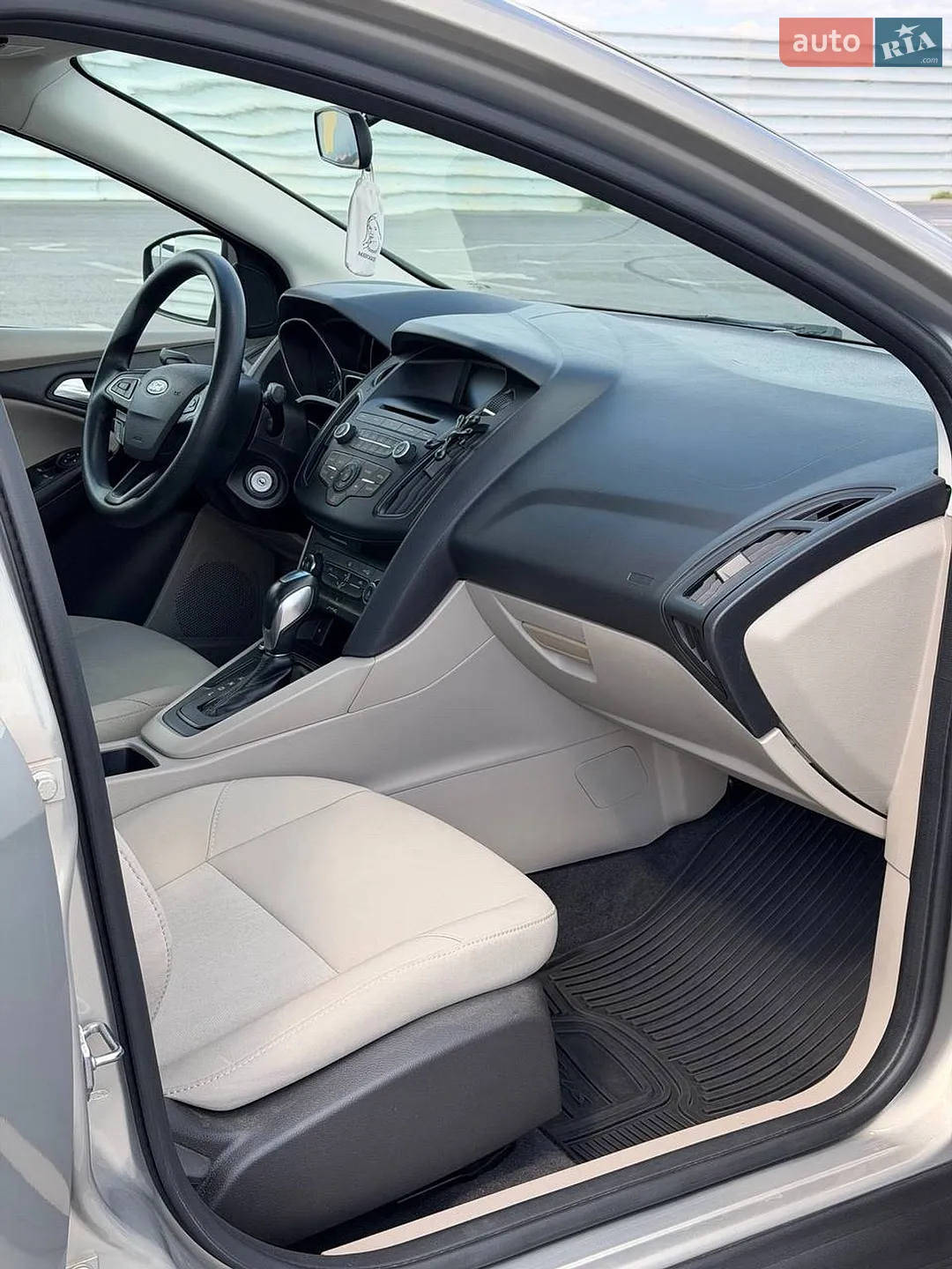 2016 Ford Focus - мініатюра 5