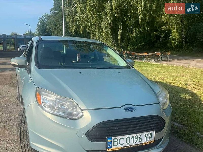 Хэтчбек Ford Focus 2012 в Львове фото 3 Хэтчбек Ford Focus 2012 в Львове