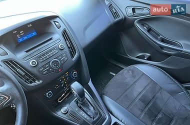 Седан Ford Focus 2015 в Николаеве