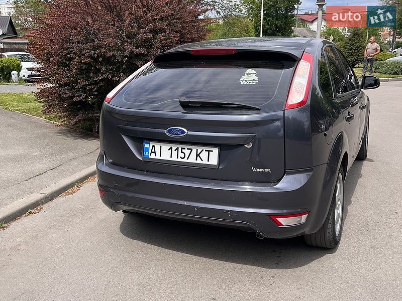 Хэтчбек Ford Focus 2010 в Василькове