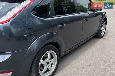 Хэтчбек Ford Focus 2010 в Василькове