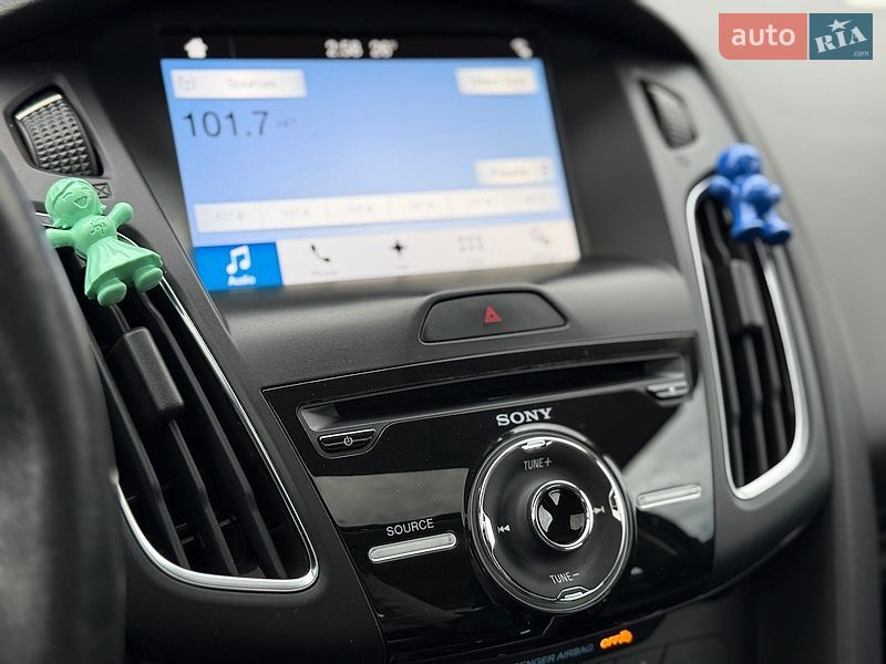 Седан Ford Focus 2017 в Львові