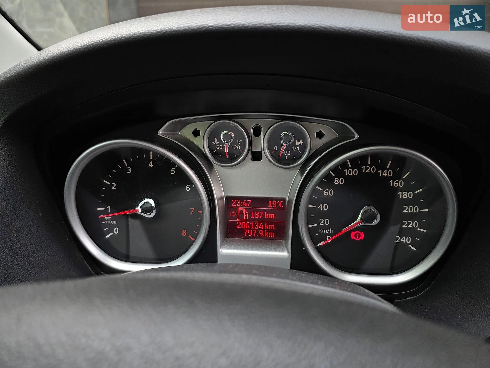 2010 Ford Focus - мініатюра 40