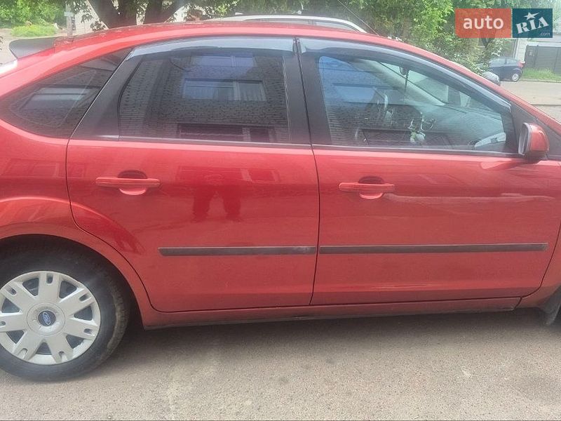 Хэтчбек Ford Focus 2007 в Житомире