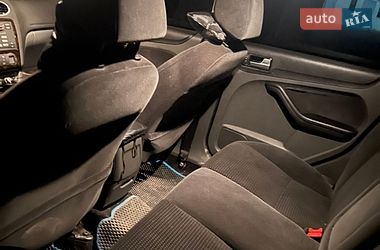 Седан Ford Focus 2005 в Теофіполі