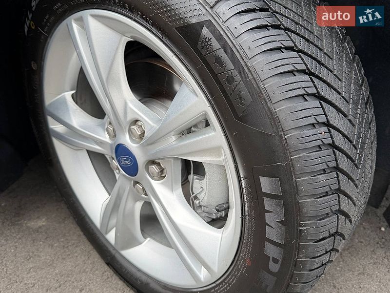 Универсал Ford Focus 2012 в Чернигове
