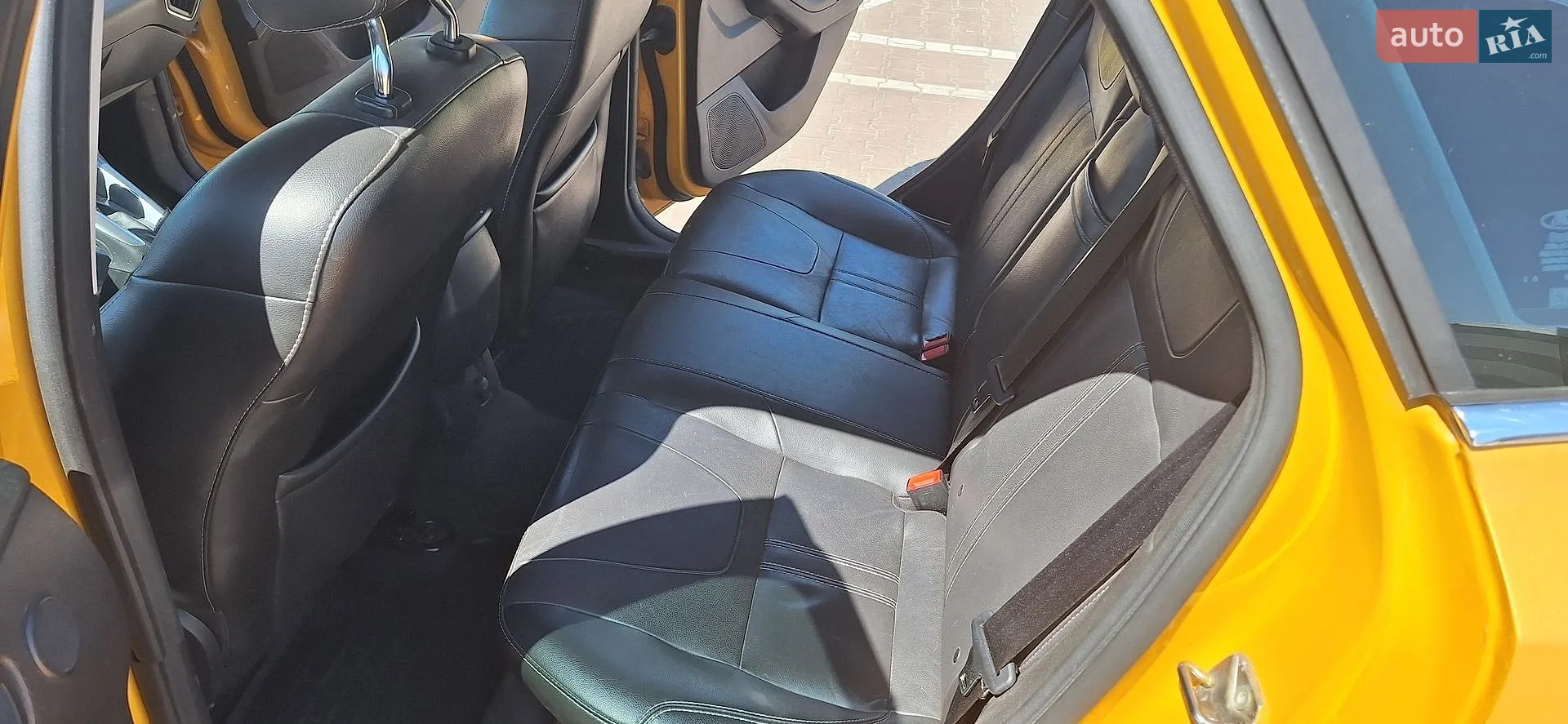 2012 Ford Focus - мініатюра 12