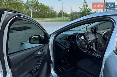 Хэтчбек Ford Focus 2015 в Львове фото 14 Хэтчбек Ford Focus 2015 в Львове