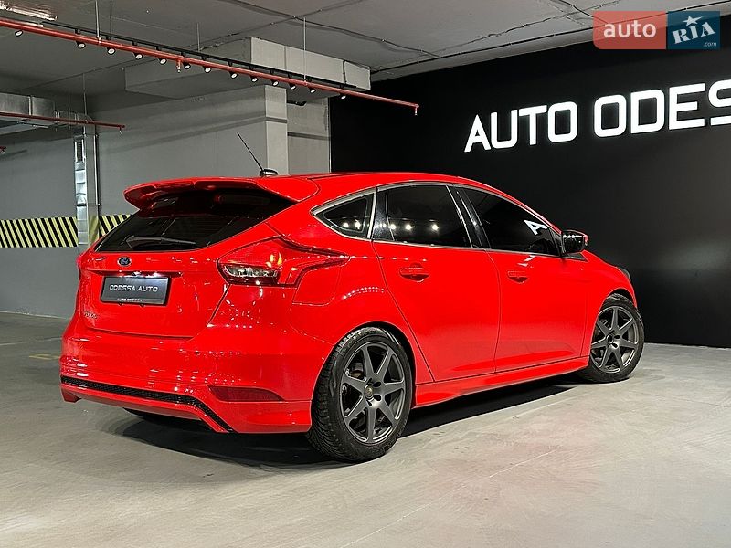 Хэтчбек Ford Focus 2017 в Одессе