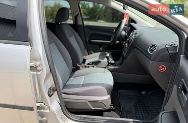 Универсал Ford Focus 2005 в Новом Буге фото 12 Универсал Ford Focus 2005 в Новом Буге